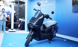 Honda ra mắt xe máy điện UC3 tại Việt Nam với pin LFP đi được 120km